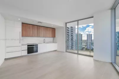 1400 Biscayne Blvd #2207, Miami, FL 33132 - Photo 4