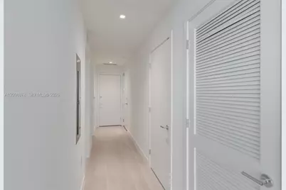 1400 Biscayne Blvd #2207, Miami, FL 33132 - Photo 12