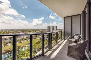 121 NE 34th St, Miami, FL 33137 - Photo 12