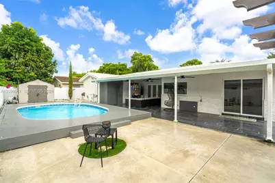 6951 S Miami Lakeway S, Miami Lakes, FL 33014 - Photo 36