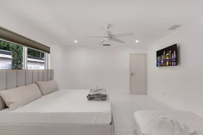 6951 S Miami Lakeway S, Miami Lakes, FL 33014 - Photo 24