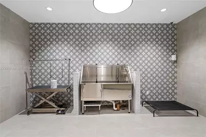 16395 Biscayne Blvd #2011, North Miami Beach, FL 33160 - Photo 22