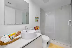 2600 E Hallandale Beach Blvd, Hallandale Beach, FL 33009 - Photo 32