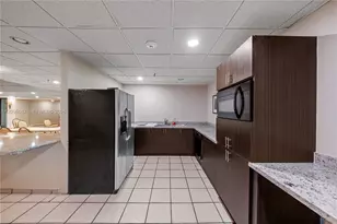 1000 Quayside Terrace, Miami, FL 33138 - Photo 38
