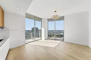 1400 Biscayne Blvd, Miami, FL 33132 - Photo 4