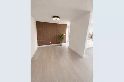 519 NW 10th Ave #3, Miami, FL 33136 - Photo 4
