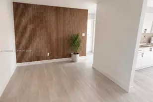 519 NW 10th Ave, Miami, FL 33136 - Photo 4