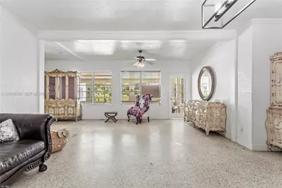 23825 SW 142nd Ave, Homestead, FL 33032 - Photo 4