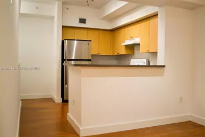 2871 NE 185th St #201, Aventura, FL 33180 - Photo 4