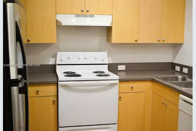 2871 NE 185th St #201, Aventura, FL 33180 - Photo 2