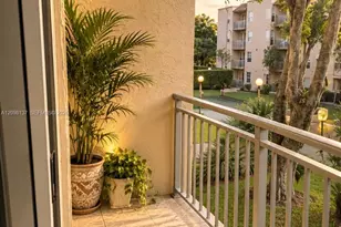 4713 NW 7th St, Miami, FL 33126 - Photo 4
