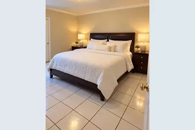 4713 NW 7th St #204-1, Miami, FL 33126 - Photo 10