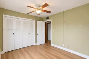 8131 NW 68th Ave, Tamarac, FL 33321 - Photo 32