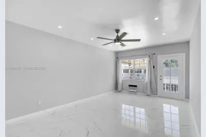 635 8th St #205, Miami Beach, FL 33139 - Photo 6
