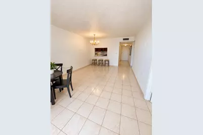 10000 NW 80th Ct #2350, Hialeah Gardens, FL 33016 - Photo 2