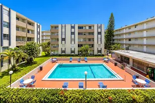 10000 NW 80th Ct, Hialeah Gardens, FL 33016 - Photo 12
