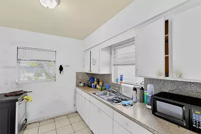 2525 NW 50th St, Miami, FL 33142 - Photo 6