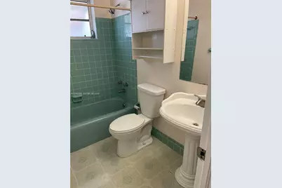 10040 SW 164th Ter #1, Miami, FL 33157 - Photo 4