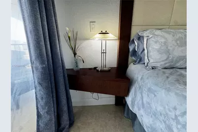 100 Golden Isles Dr #1405, Hallandale Beach, FL 33009 - Photo 16