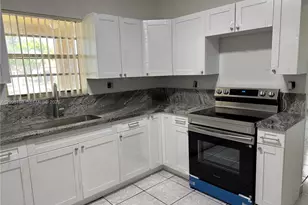 609 NW 58th Ave, Miami, FL 33126 - Photo 16