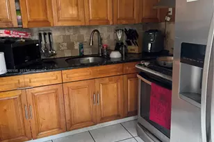 609 NW 58th Ave, Miami, FL 33126 - Photo 4