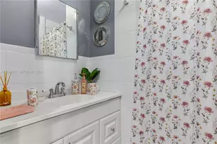 2450 SW 90th Ave, Miami, FL 33165 - Photo 44