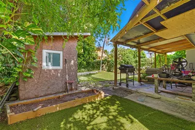 9041 SW 42nd St, Miami, FL 33165 - Photo 42