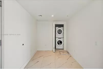 1170 E Hallandale #2109, Hallandale Beach, FL 33009 - Photo 32