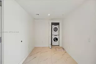 1170 E Hallandale, Hallandale Beach, FL 33009 - Photo 32