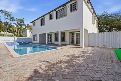 16310 NW 84th Ct, Miami Lakes, FL 33016 - Photo 6