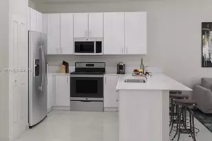 1542 NE 5th Ct, Florida City, FL 33034 - Photo 2
