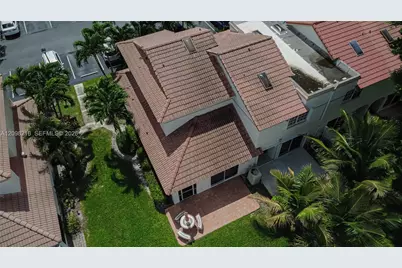 3307 Deer Creek Alba Way, Deerfield Beach, FL 33442 - Photo 6