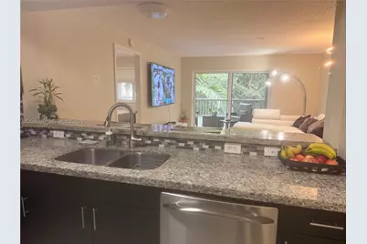 430 S Park Rd #3-302, Hollywood, FL 33021 - Photo 10