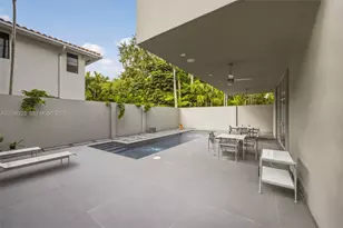1828 Espanola Dr, Miami, FL 33133 - Photo 42