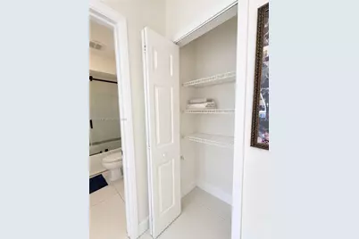 232 Wimbledon Lake Dr #232, Plantation, FL 33324 - Photo 30