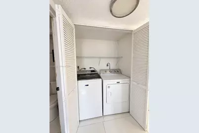 232 Wimbledon Lake Dr #232, Plantation, FL 33324 - Photo 16