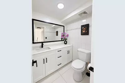 232 Wimbledon Lake Dr #232, Plantation, FL 33324 - Photo 8