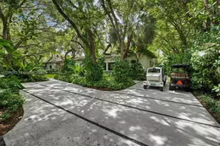 6080 SW 102nd St, Pinecrest, FL 33156 - Photo 4