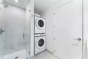 700 NE 24th St, Miami, FL 33137 - Photo 16