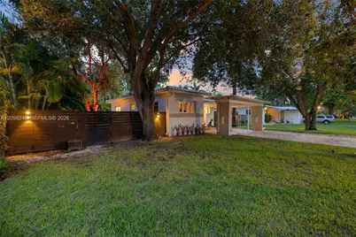 830 NE 72nd St, Miami, FL 33138 - Photo 2