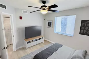 1737 NW 3rd Ave, Miami, FL 33136 - Photo 4
