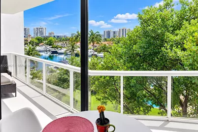 3610 Yacht Club Dr #410, Aventura, FL 33180 - Photo 8