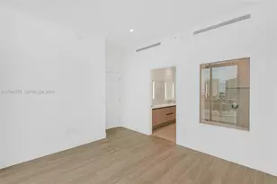 2411 Laguna Cir, North Miami, FL 33181 - Photo 18