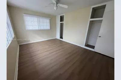 9265 SW 44th St, Miami, FL 33165 - Photo 14