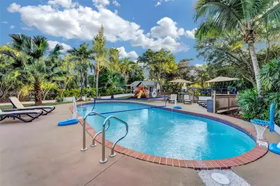 14330 SW 20th St, Davie, FL 33325 - Photo 50