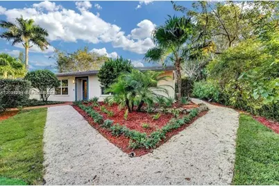 14330 SW 20th St, Davie, FL 33325 - Photo 32