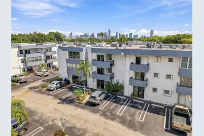1800 SW 25th St #2204, Miami, FL 33133 - Photo 2