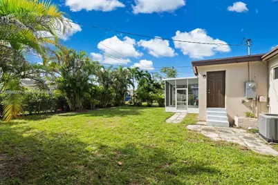 7532 Farragut St, Hollywood, FL 33024 - Photo 12