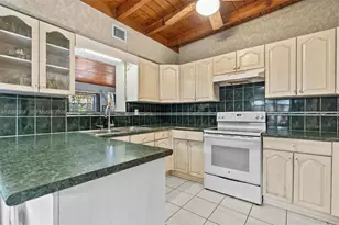 2815 SW 36th Ave, Miami, FL 33133 - Photo 8