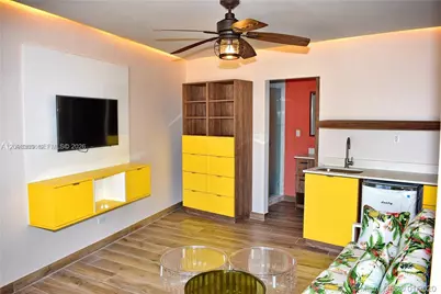 5055 Collins Ave #CAB16, Miami Beach, FL 33140 - Photo 2